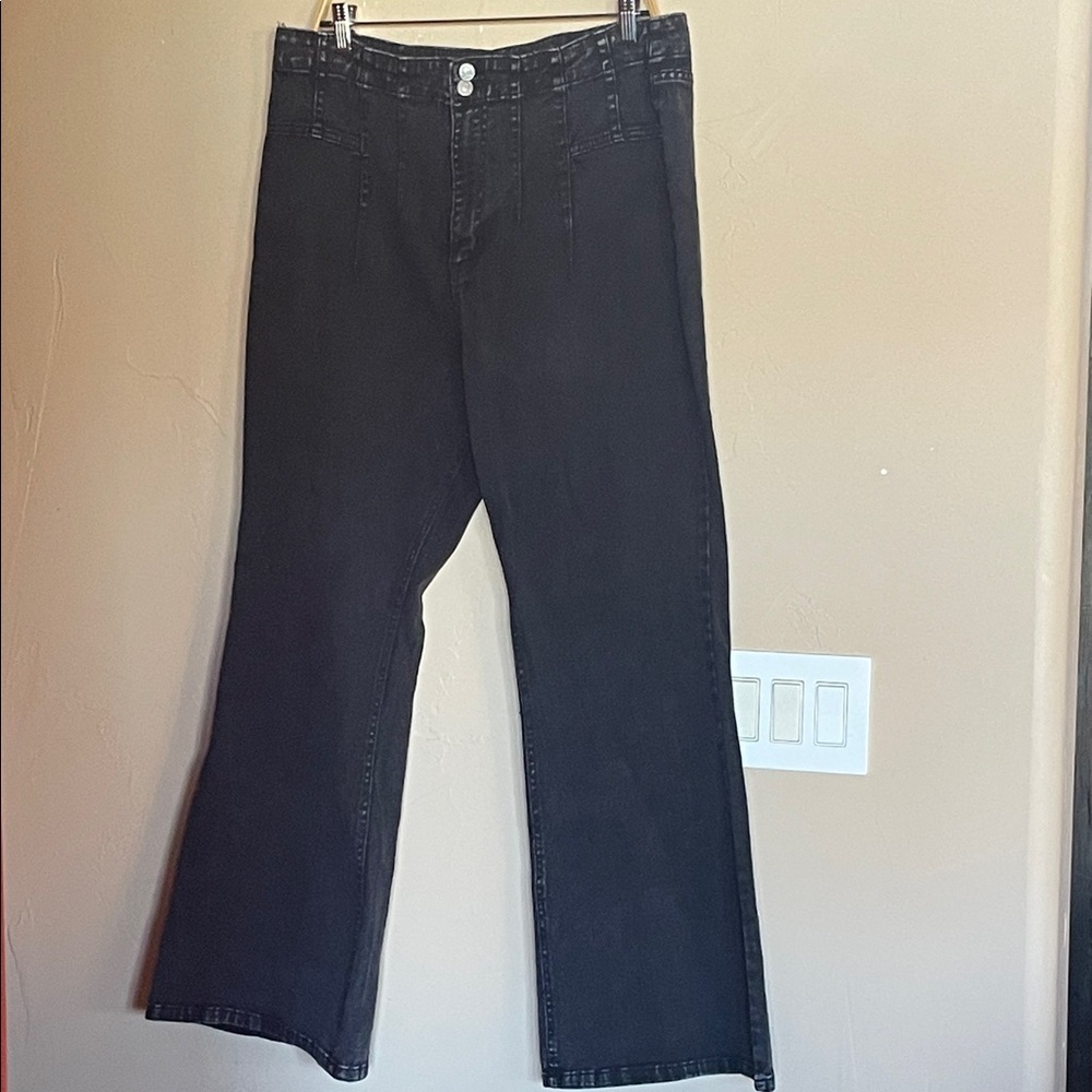 Forever 21 Dark Flare Wide Leg Jeans Sz XL. Leg L 43”, inside leg 31.5”NWT